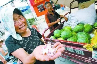 吃瓜老王卖马扎视频,趣味横生的带货奇观