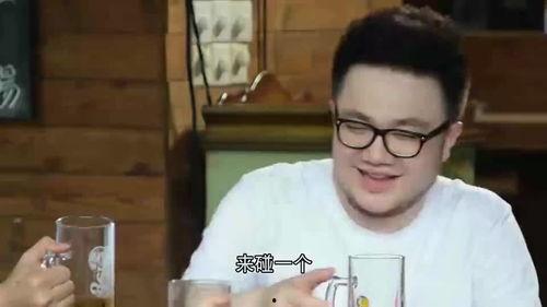 路人吃瓜搞笑视频合集,笑到肚子疼