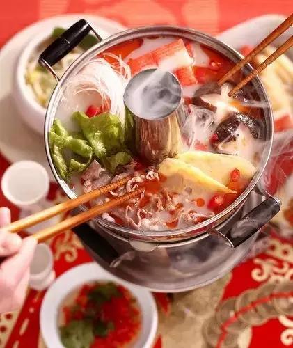 火锅炖兔子吃瓜视频怎么获取,趣味视频带你体验独特美食时光