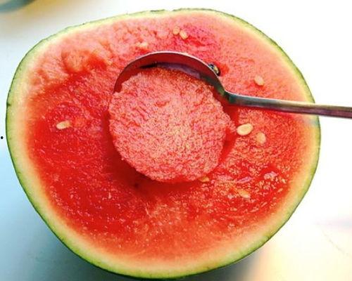 曹县吃瓜的原视频,一场网络狂欢背后的真相揭秘